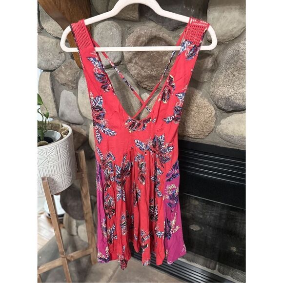 FreeāPeopleā
sundress - Picture 2 of 8